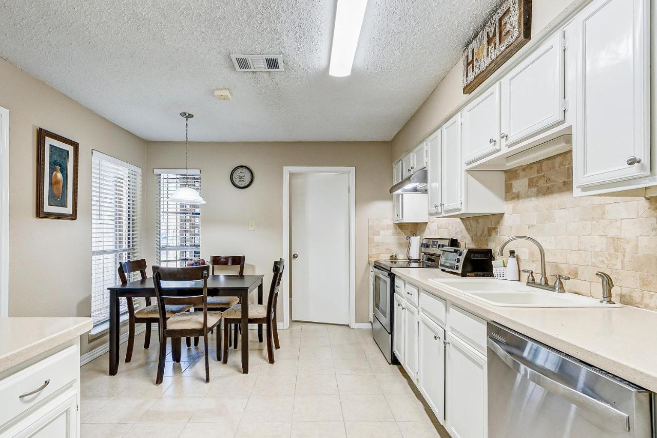 Cheerful 3-bedroom With Indoor Fireplace Сasa de vacaciones *