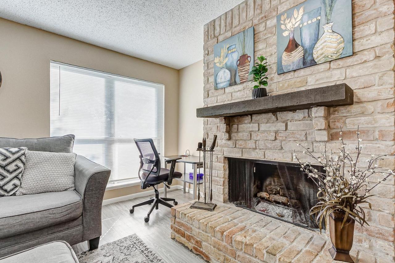 Hébergement de vacances Cheerful 3-bedroom With Indoor Fireplace Houston
